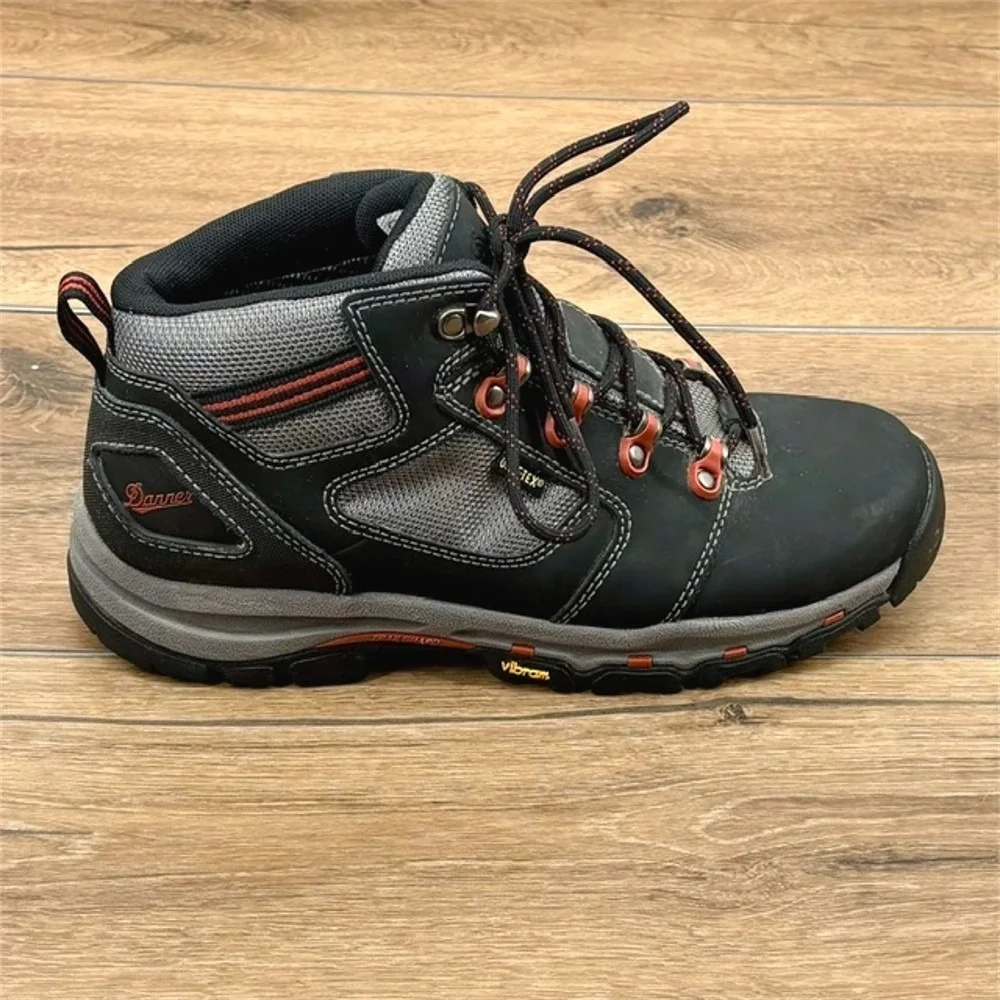 Danner brand model